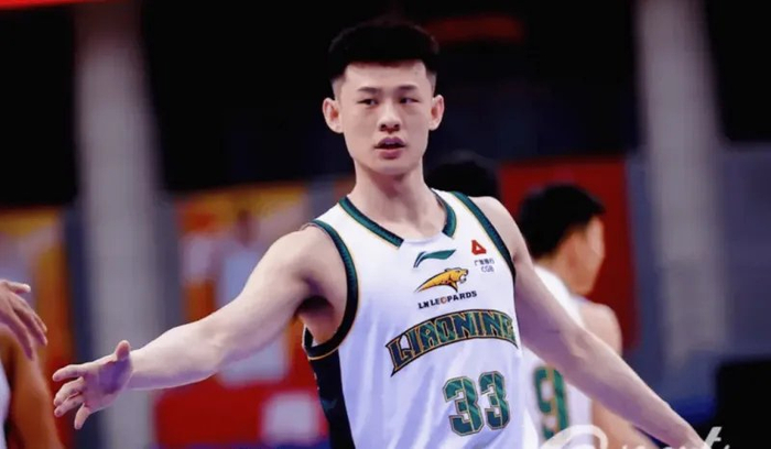 辽宁锁定季后赛席位但阵容调整面临多重挑战