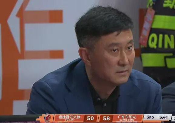 杜锋三连败遭福建双杀 胡明轩低迷成输球主因